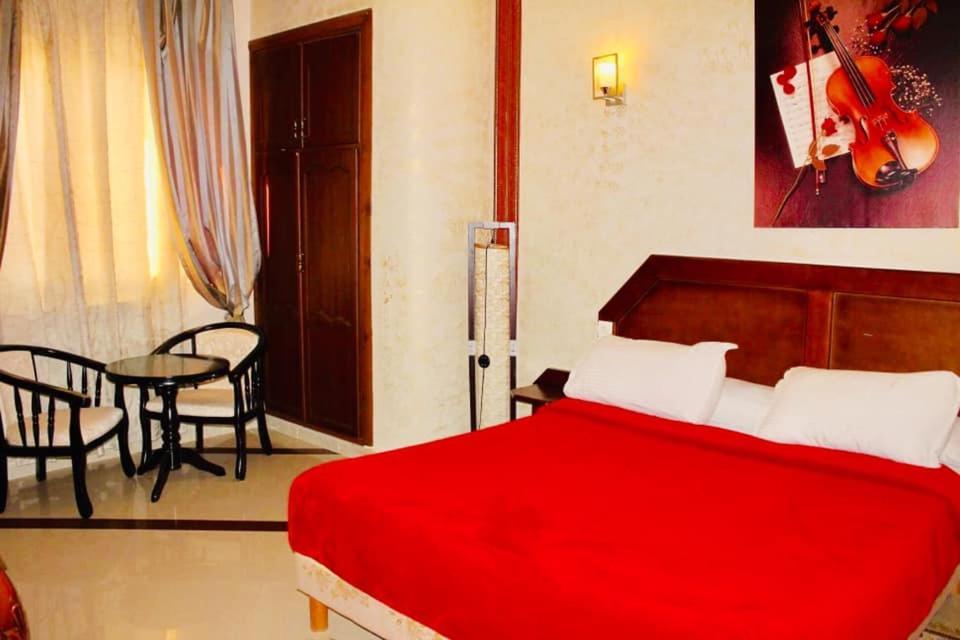 Hotel Les Ambassadeurs Оран Экстерьер фото